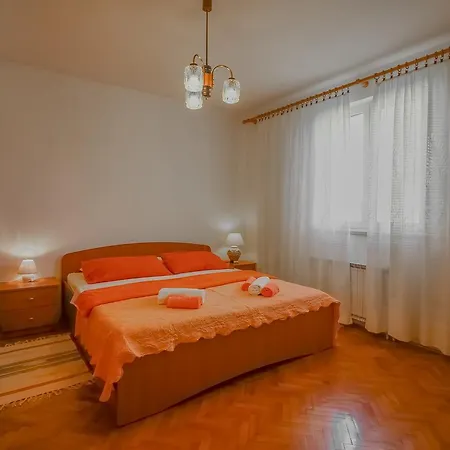 Apartamento In Porec/istrien 34628 *
